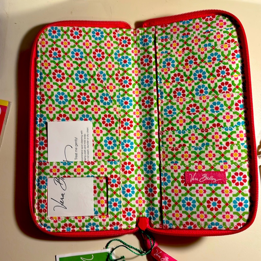 NWT Travel Wallet